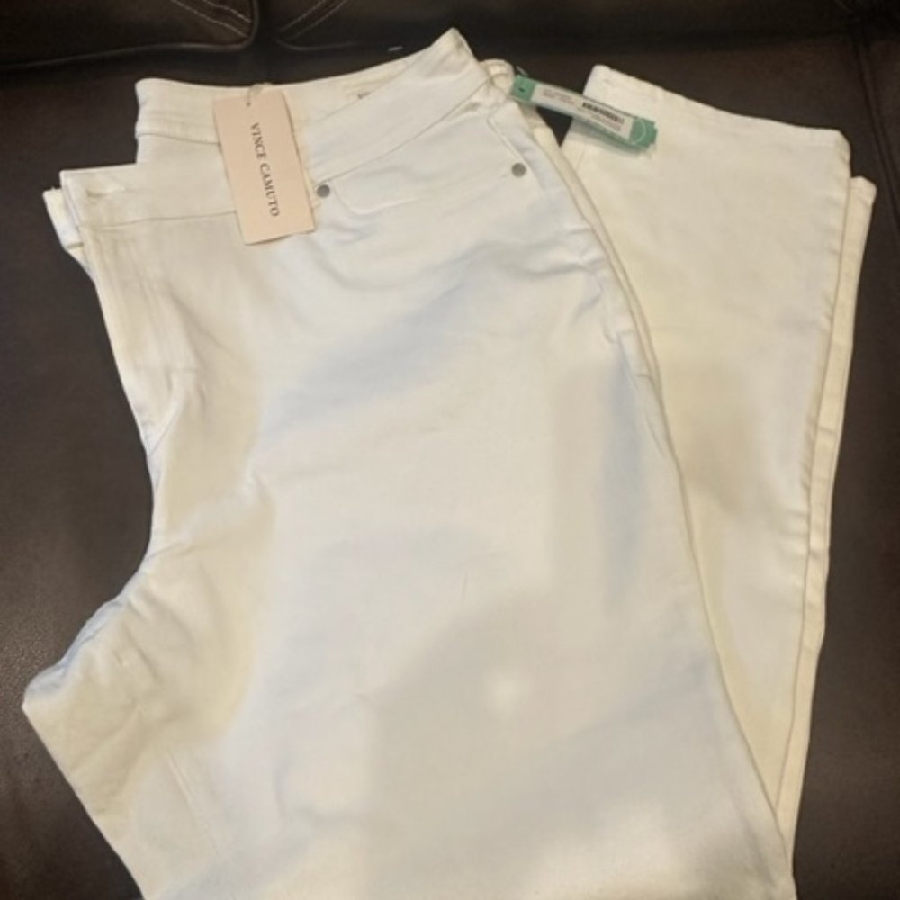 Brand New Vince Camuto Marchesa Skinny Jeans 22W